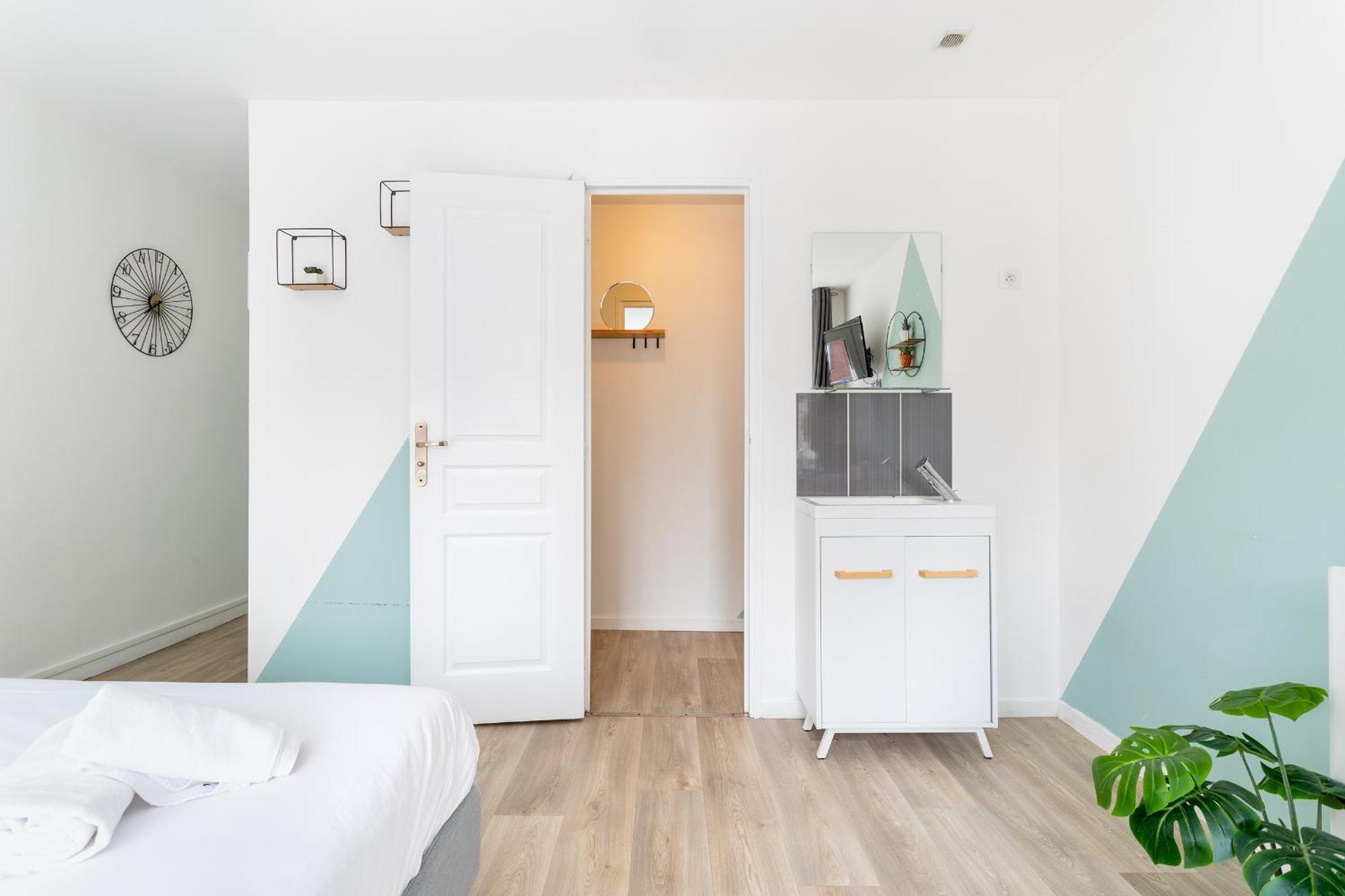 S&K Suite Grande Rue Roubaix - Chambre Spacieuse Et Sdb Privee - Netflix Et Cuisine Dış mekan fotoğraf
