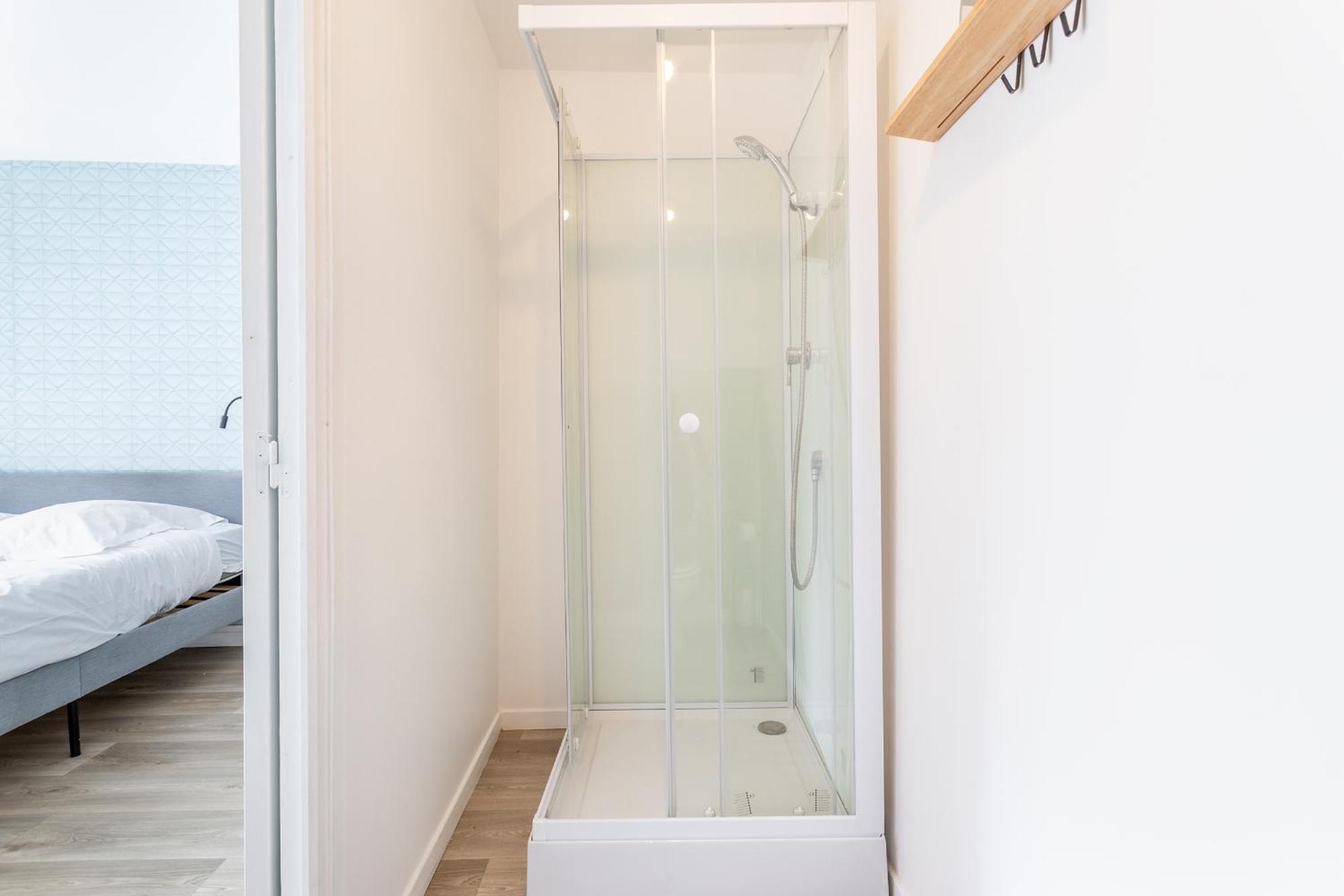 S&K Suite Grande Rue Roubaix - Chambre Spacieuse Et Sdb Privee - Netflix Et Cuisine Dış mekan fotoğraf