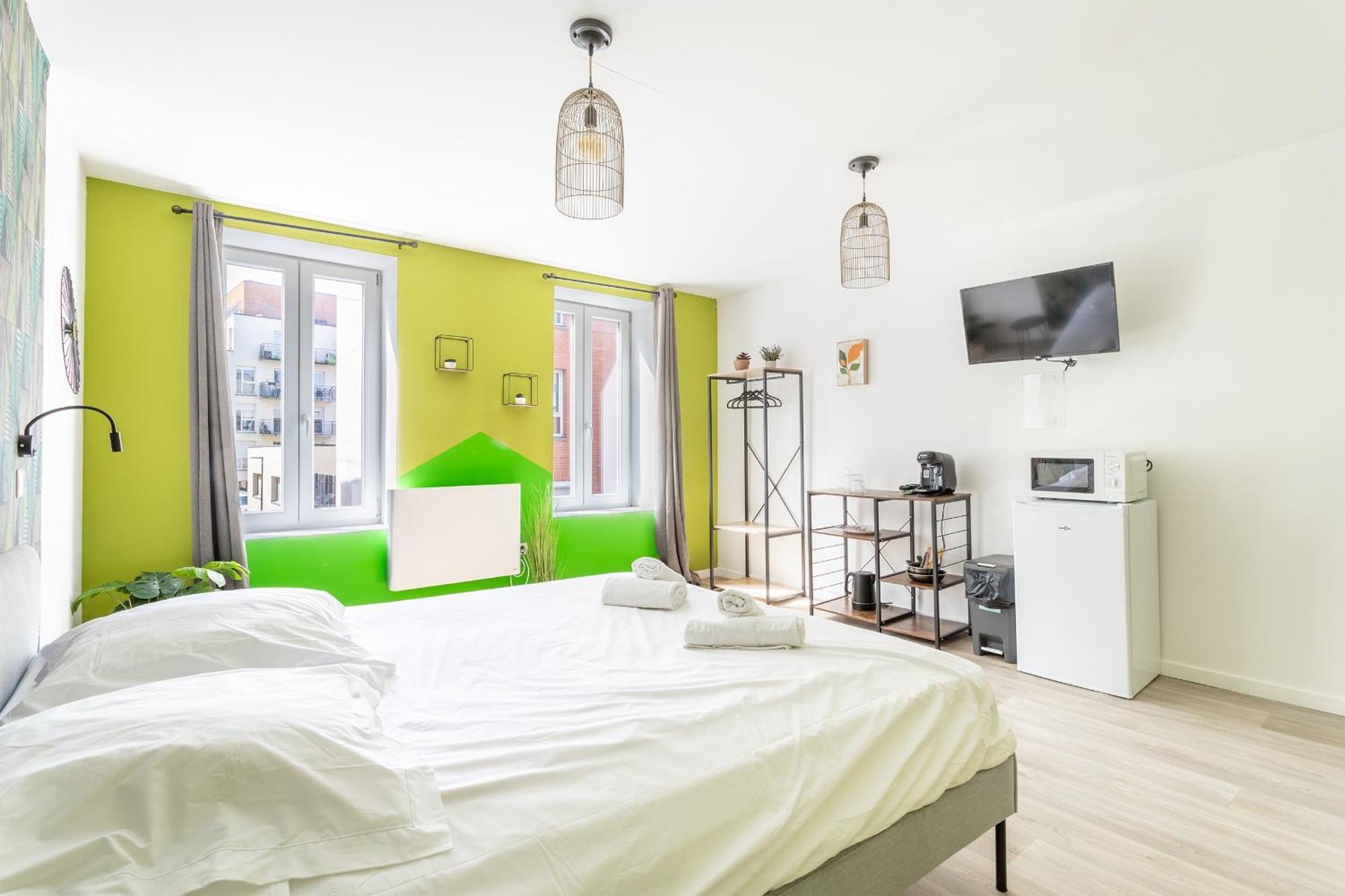 S&K Suite Grande Rue Roubaix - Chambre Spacieuse Et Sdb Privee - Netflix Et Cuisine Dış mekan fotoğraf